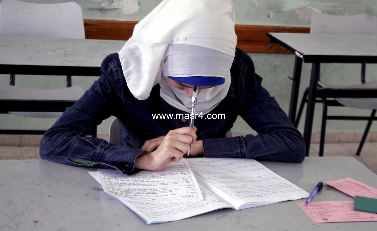 أسئلة امتحان رياضيات توجيهي الثانوية العامة 2023 الأردن، نشرت العديد من الصحف الإلكترونية والمواقع صور إلى